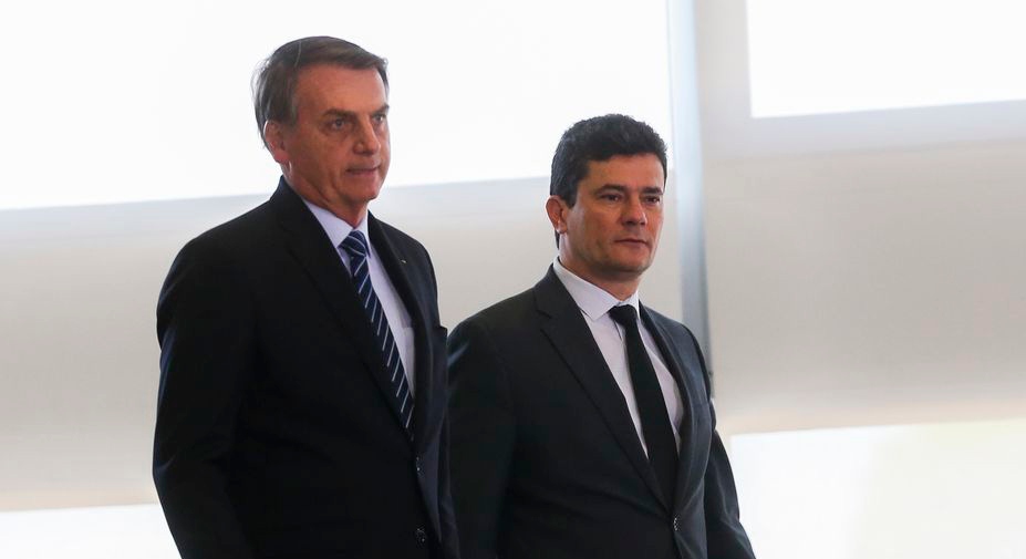 Bolsonaro vai acionar Moro para que PF colha depoimento de porteiro que o citou em inquérito sobre assassinato de Marielle e Anderson Gomes