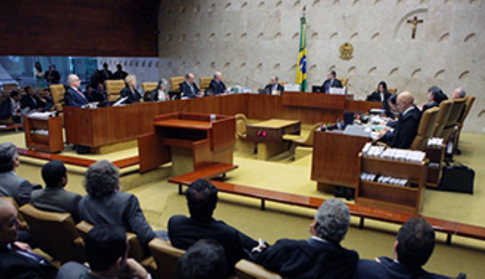 Plenário do STF ontem (23) durante julgamento da controvérsia acerca da prisão após a 2ª Instância