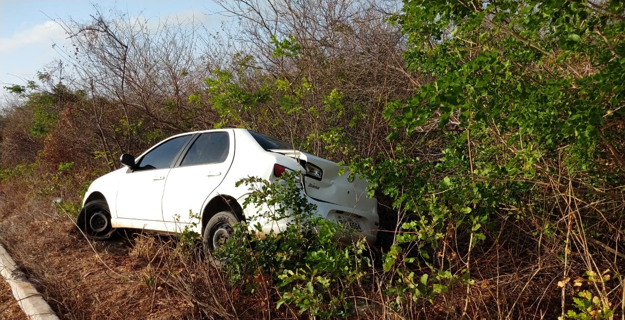Carro abordado pela DEPRE