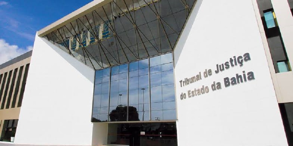 Gabinetes e salas do Tribunal de Justiça da Bahia são alvo de mandados de busca e apreensão