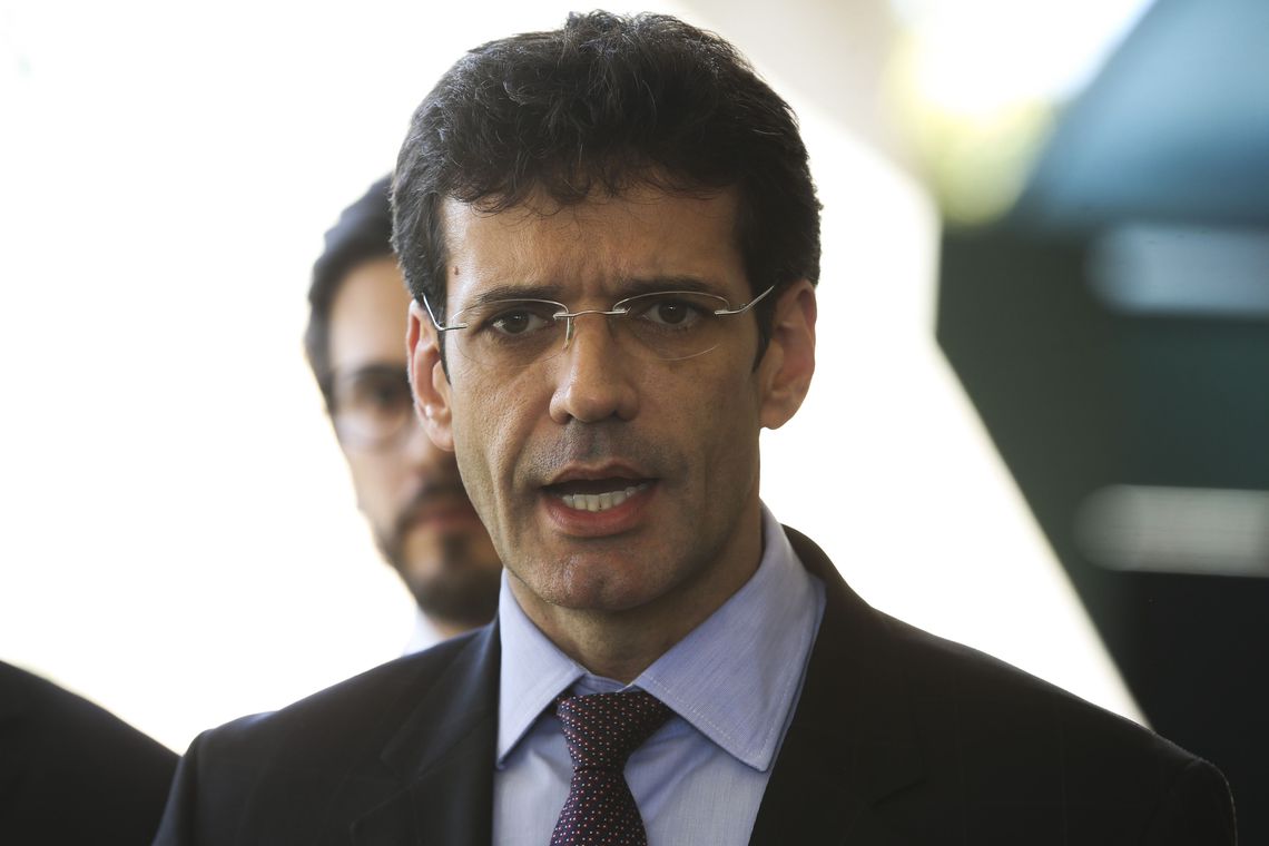 O ministro Marcelo Álvaro Antônio é acusado de comandar um esquema de candidatas laranjas no PSL de Minas Gerais