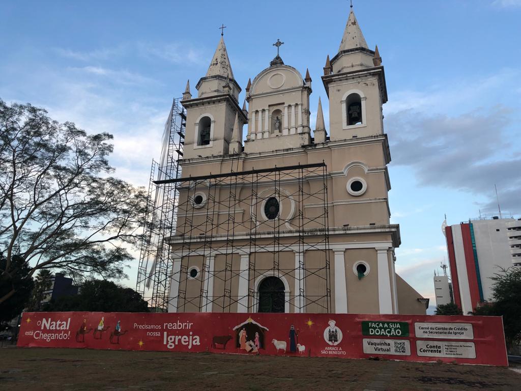 Igreja São Benedito - marco inicial da Frei Serafim