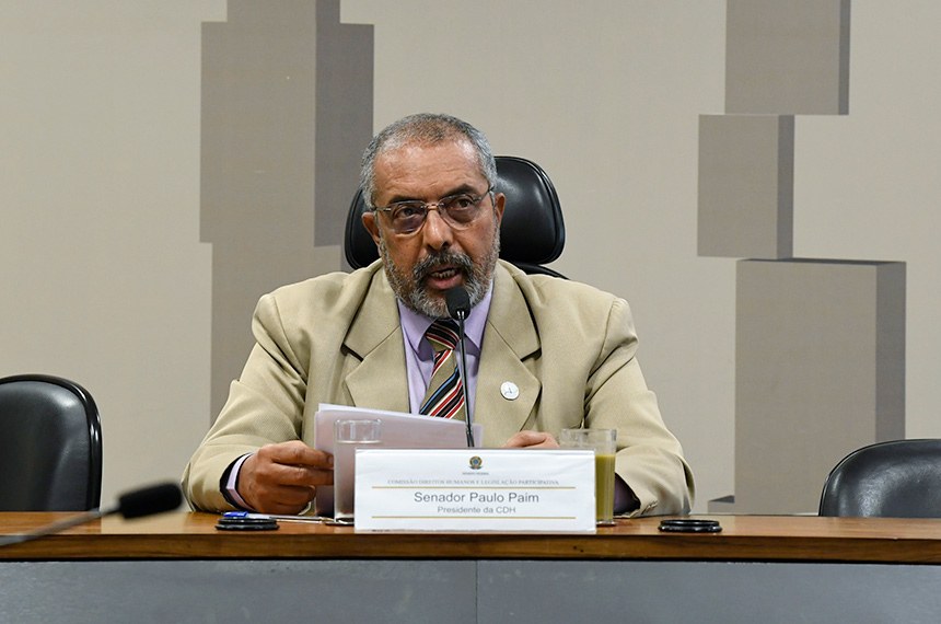 presidente da Comissão, o senador Paulo Paim