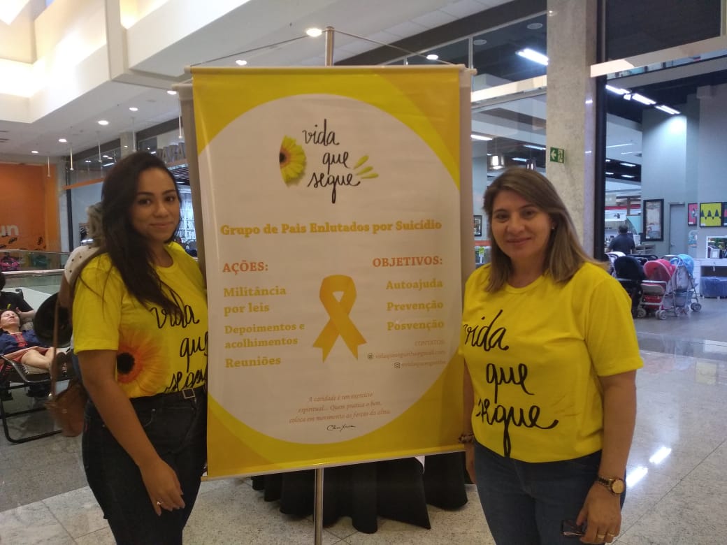 A estudante de Psicologia, Adriele Leite e a pedagoga e fundadora do Vida que Segue, Leidinalva Siqueira