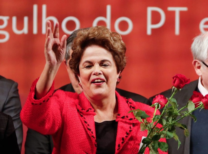 Dilma durante evento do PT.Ex-presidente comemorou indicação do documentário