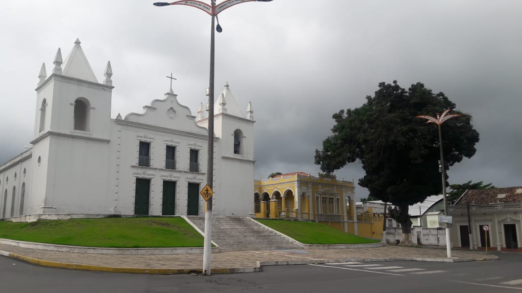 Igreja de Nossa Senhora da Assunção - padroeira da cidade de Viçosa-CE
