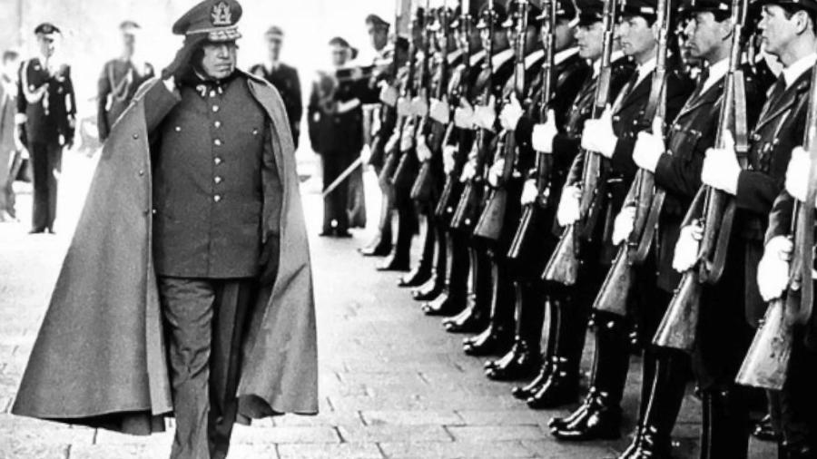 O ditador chileno Augusto Pinochet