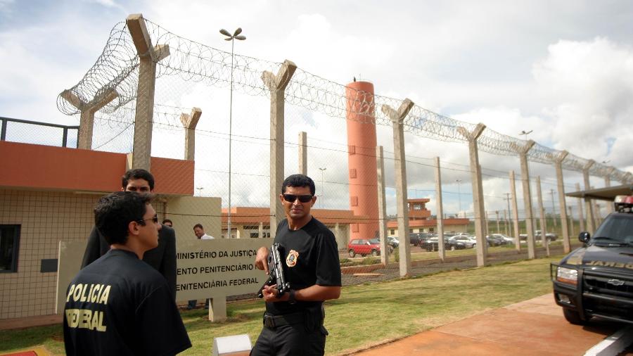 Policiais Penais Federais fazem segurança na Penitenciária Federal de Campo Grande - MS