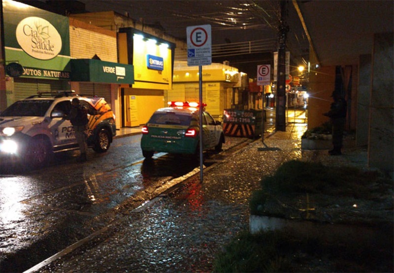 A ação ocorreu por volta das 4 h da madrugada