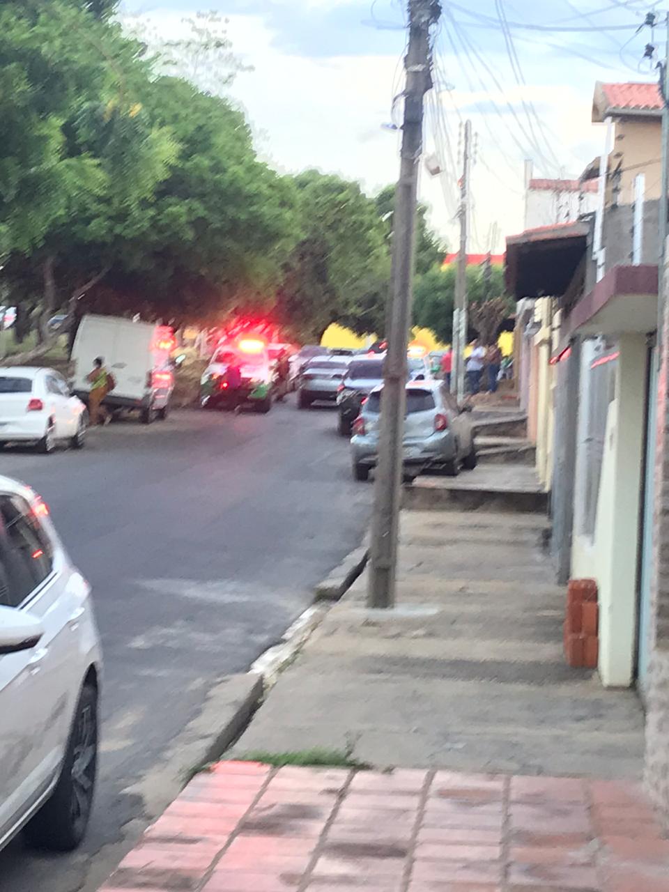 Polícia recupera veículo roubado