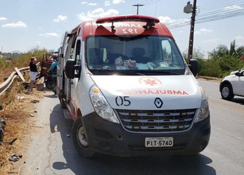 Idoso morre após carro capotar em Baixa Grande do Ribeiro