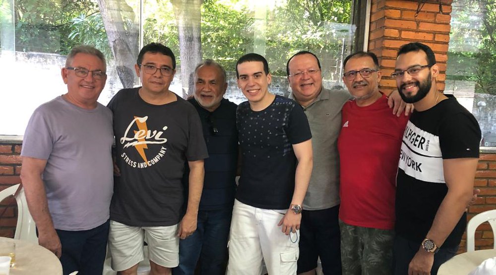 A partir da Evandro, Fernando Eulálio, Canabrava, José Ulisses, Assuero, Jacinto Teles e Kayo Coutinho (Foto: Arquivo pessoal/José Ulisses) A partir da Evandro, Fernando Eulálio, Canabrava, José Ulisses, Assuero, Jacinto Teles e Kayo Coutinho (Foto: Arquivo pessoal/José Ulisses)