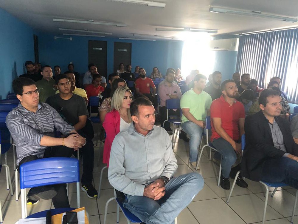 Dirigentes e Policiais Penais participam de ciclo de palestras na Acadepen/PI; delegada Anamelka marcou presença (Foto: Jacinto Teles/JTNews) Dirigentes e Policiais Penais participam de ciclo de palestras na Acadepen/PI; delegada Anamelka marcou presença (Foto: Jacinto Teles/JTNews)