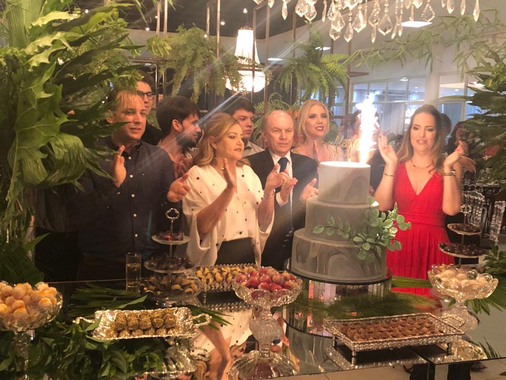 Comemoração em dose dupla, Alencar recebe título de cidadania no dia do seu aniversário de 70 anos (Foto: Jacinto Teles/JTNews) Comemoração em dose dupla, Alencar recebe título de cidadania no dia do seu aniversário de 70 anos (Foto: Jacinto Teles/JTNews)