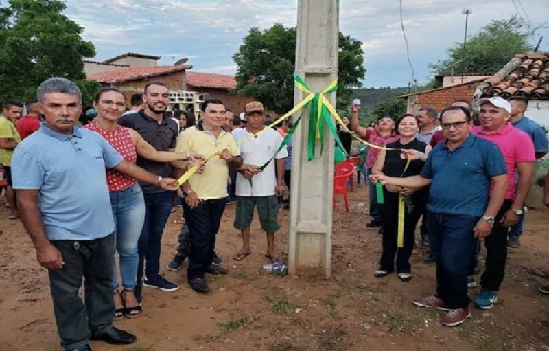 Inauguração de Poste em Santana do Piauí