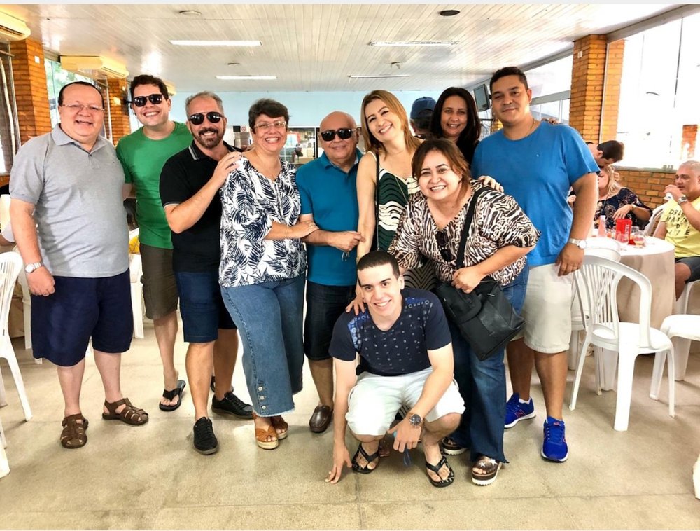 José Ulisses recebeu a todos seus amigos com o carinho especial de sempre (Foto: Arquivo Pessoal-José Ulisses) José Ulisses recebeu a todos seus amigos com o carinho especial de sempre (Foto: Arquivo Pessoal-José Ulisses)