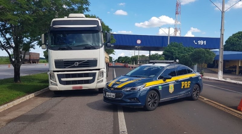 No período em que centenas de pessoas devem pegar a estrada, a medida busca garantir maior fluidez e segurança nas rodovias federais que cortam o país.