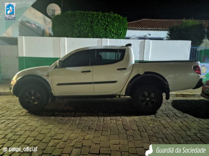 Veículo recuperado pela Polícia Militar do Piauí