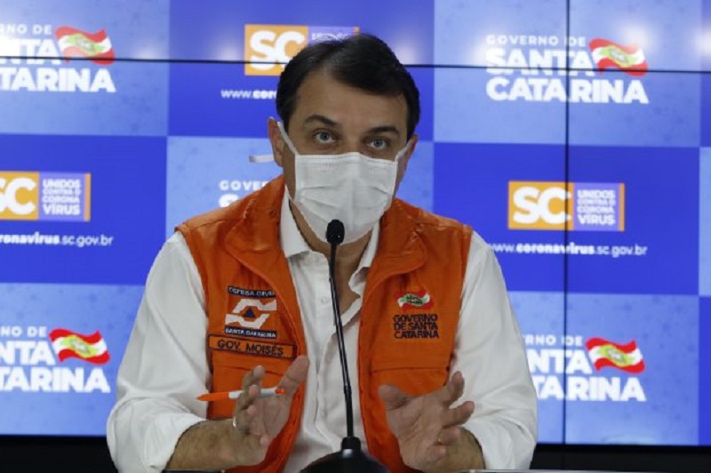Coletiva de imprensa com Governador de Santa Catarina, Carlos Moisés.