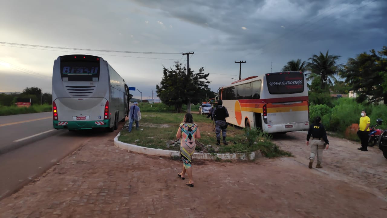 Ônibus vindo de São Paulo