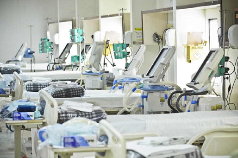 Outro ponto que ajudou a liberar leitos com mais rapidez foi a mudança na alta médica