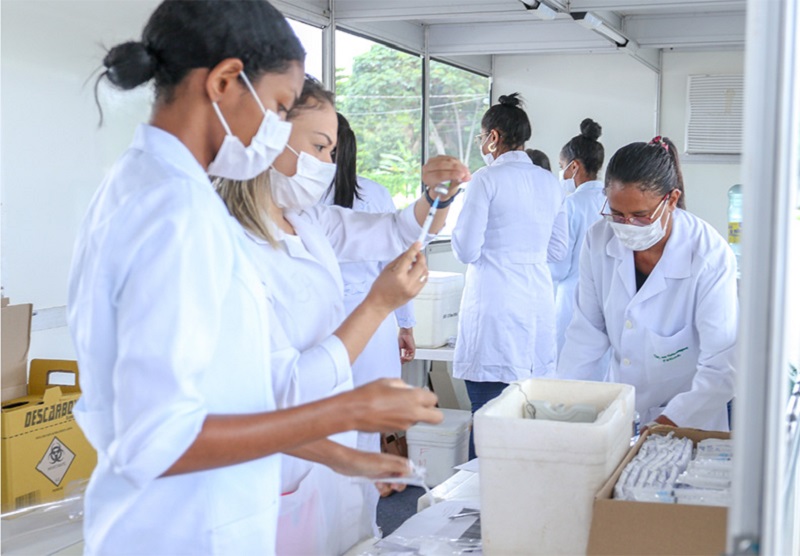 Até agora, 538 testes rápidos foram feitos nesses profissionais