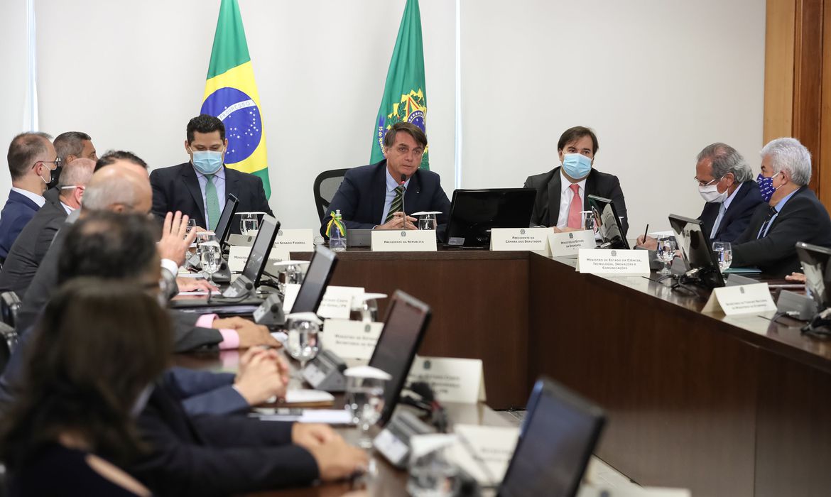 Governadores em reunião co Bolsonaro