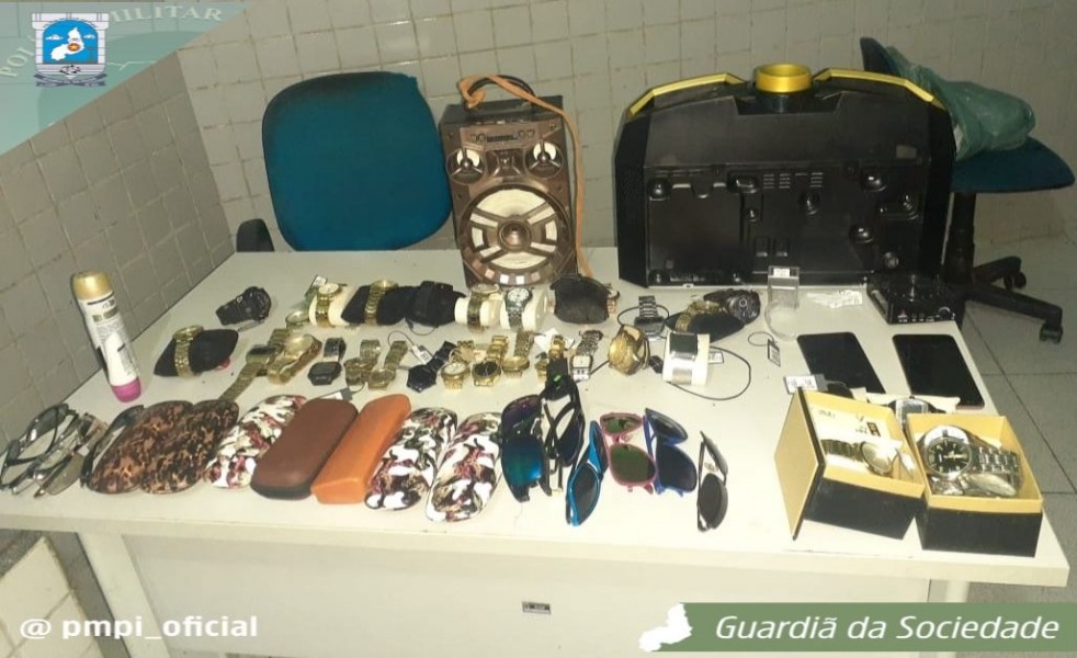 Objetos recuperados pela Polícia Militar