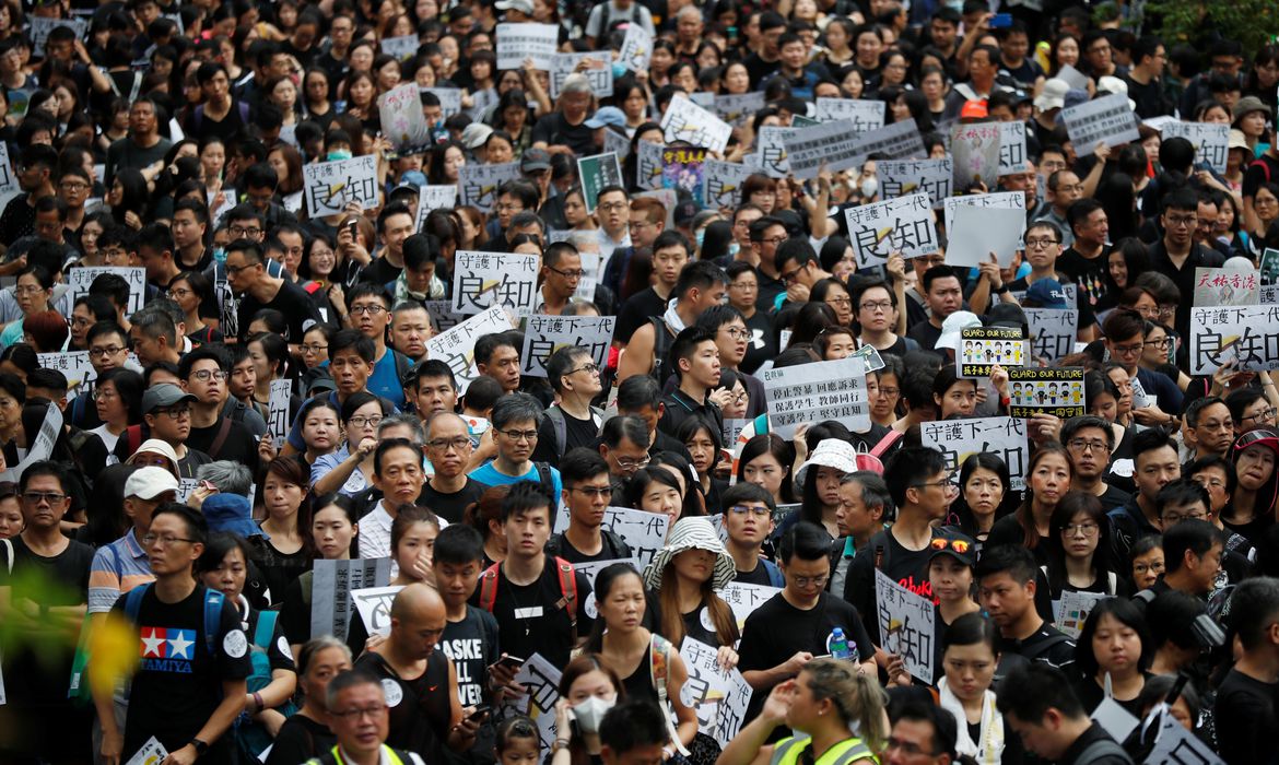 Manifestantes em Hong Kong