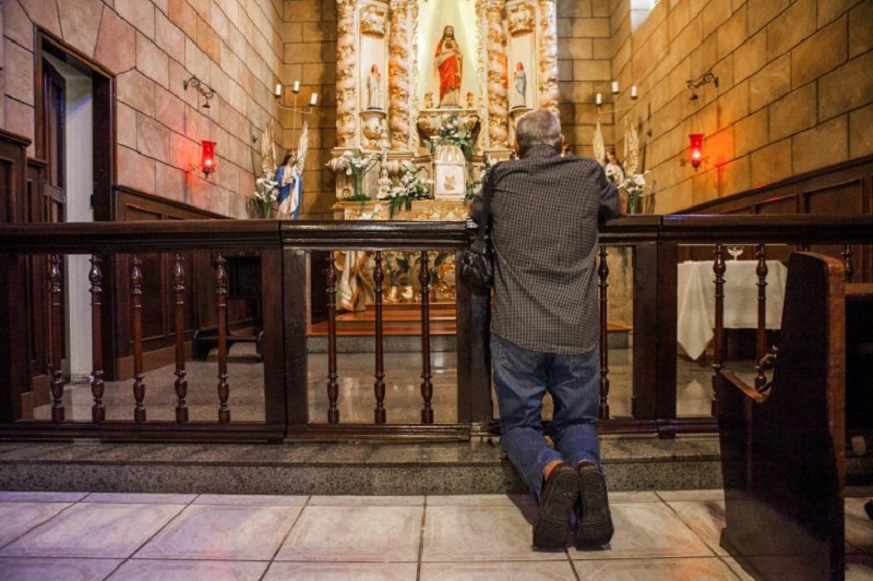Propostas assegura que locais de culto não serão fechados