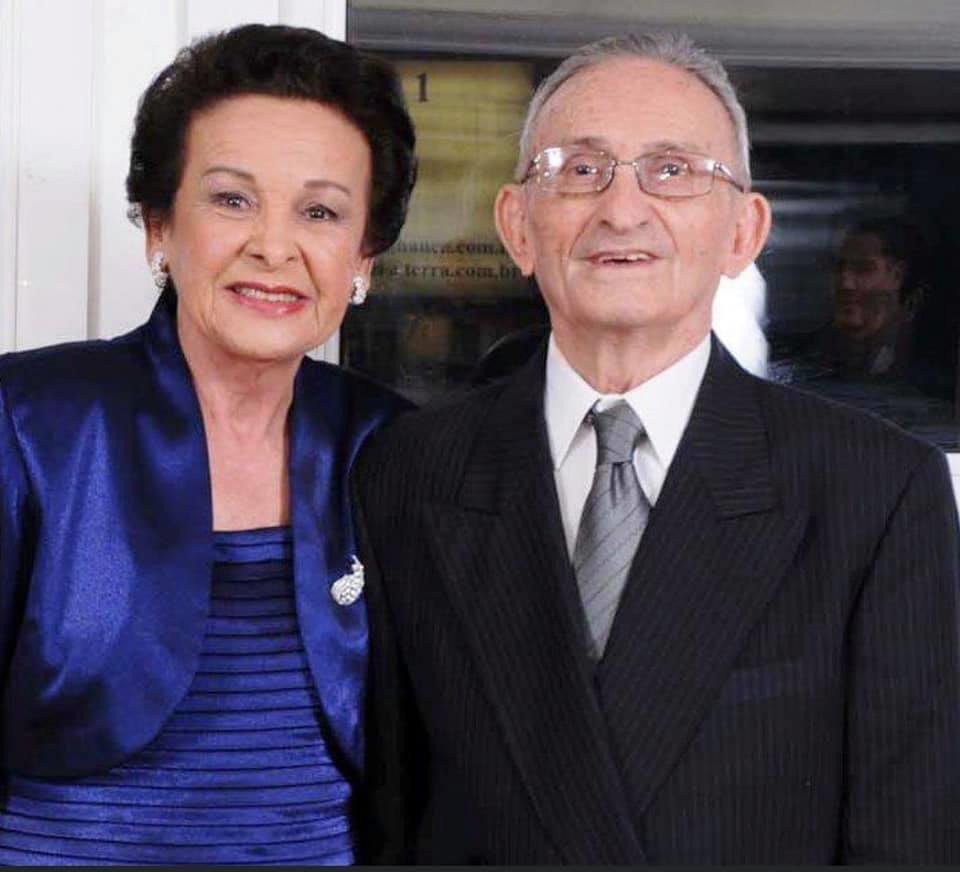 Dr. Deusdedit Ribeiro e dona Filó: agora juntos na Eternidade (Foto: Arquivo Pessoal/Francinetti Ribeiro) Dr. Deusdedit Ribeiro e dona Filó: agora juntos na Eternidade (Foto: Arquivo Pessoal/Francinetti Ribeiro)