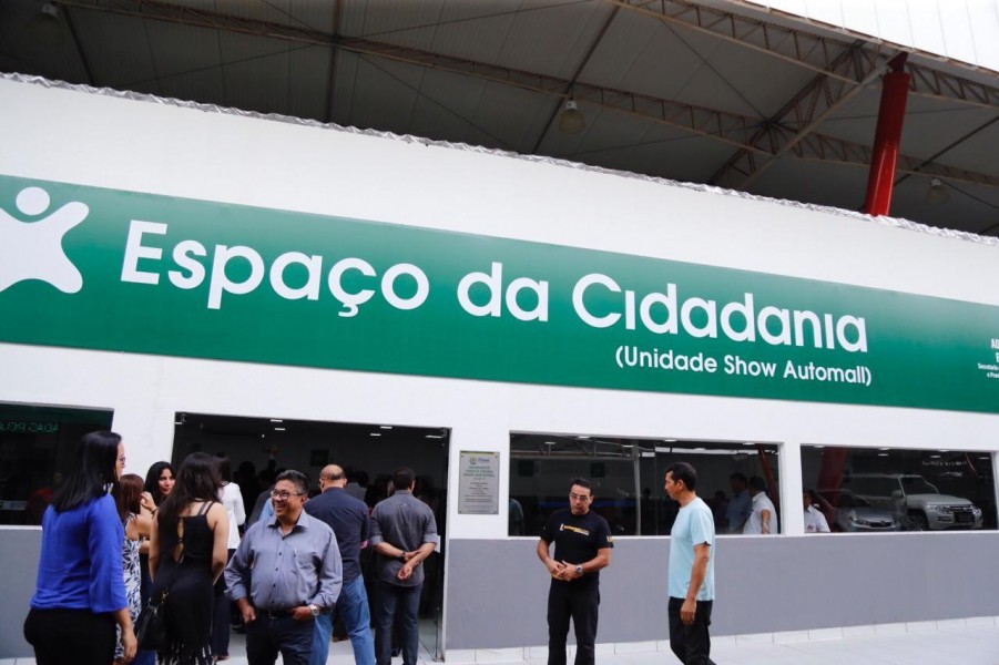 Espaço da Cidadania no Show Auto Mall na Av. João XXIII, em Teresina