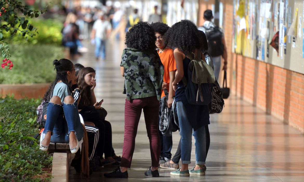 Estudantes na Universidade de Brasília (UNB)