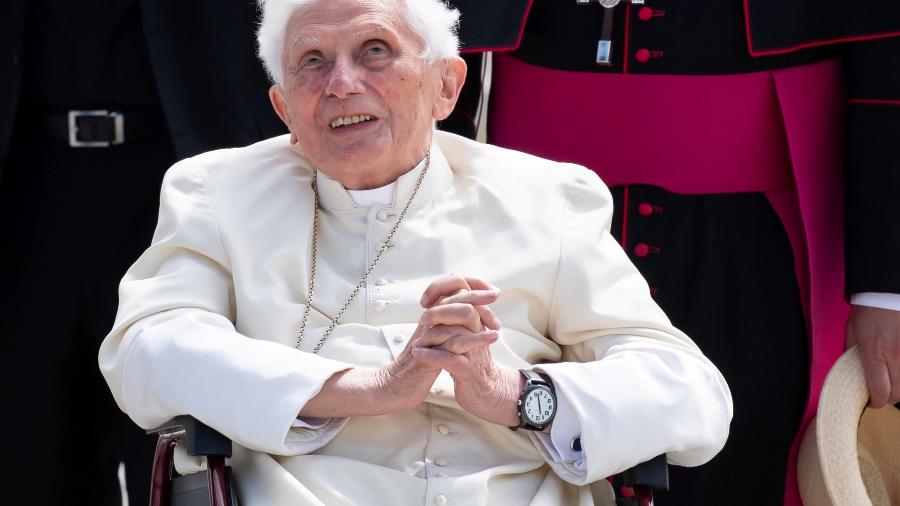 Papa Emérito Bento 16 em Munique antes de partir para Roma