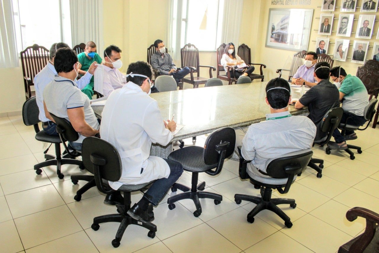 Reunião com todos os coordenadores médicos do HGV