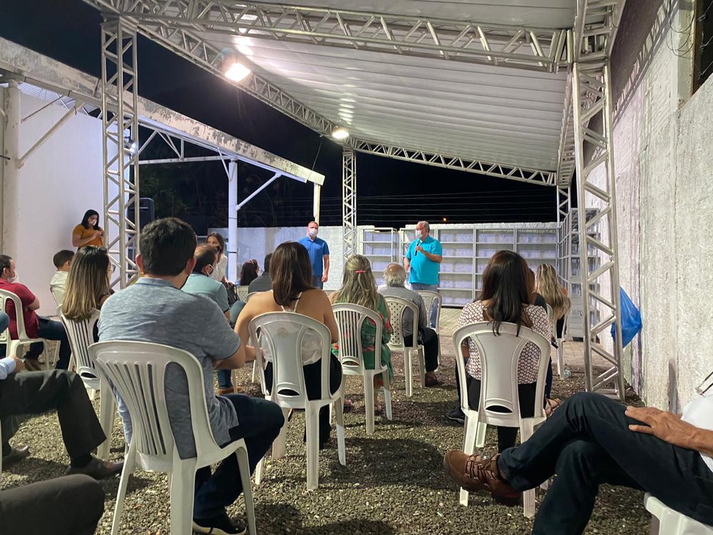 Reunião com o pré-candidato à prefeitura de Teresina, Kleber Montezuma, e o vereador Venâncio (Foto: Allex Castro/JTNEWS) Reunião com o pré-candidato à prefeitura de Teresina, Kleber Montezuma, e o vereador Venâncio (Foto: Allex Castro/JTNEWS)