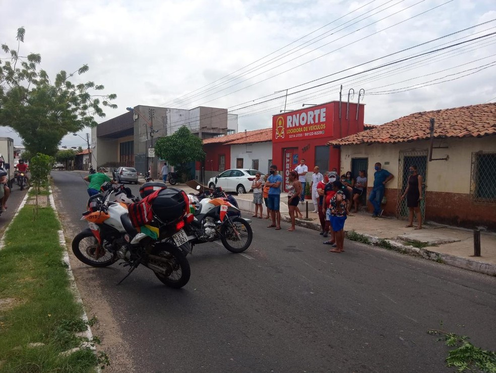 Acidente envolvendo idosa e duas motocicletas em Teresina