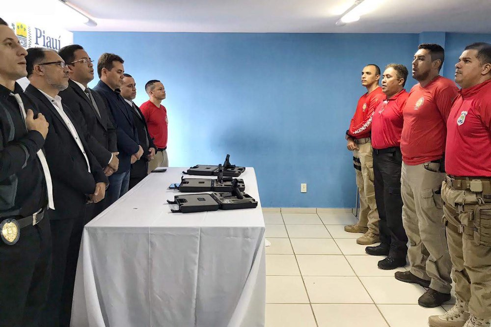 Diesy Less: uma presença marcante na formação de tiro dos Policiais Penais do Piauí (Foto: ACADEPEN/DIVULGAÇÃO) Diesy Less: uma presença marcante na formação de tiro dos Policiais Penais do Piauí (Foto: ACADEPEN/DIVULGAÇÃO)