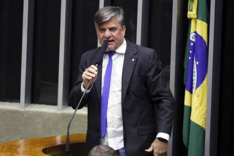 O autor da proposta, deputado Boca Aberta (Pros-PR)