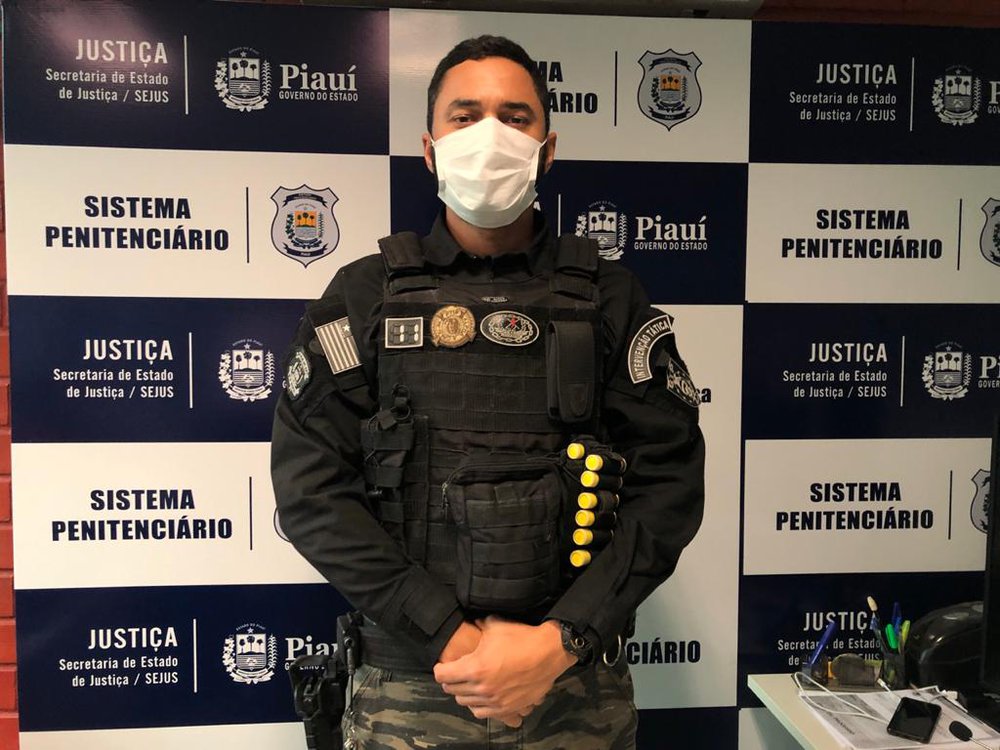 Policial penal João Velso Neto é o nvo administrador da Casa de Custódia de Teresina (Foto: Jacinto Teles/JTNEWS) Policial penal João Velso Neto é o nvo administrador da Casa de Custódia de Teresina (Foto: Jacinto Teles/JTNEWS)
