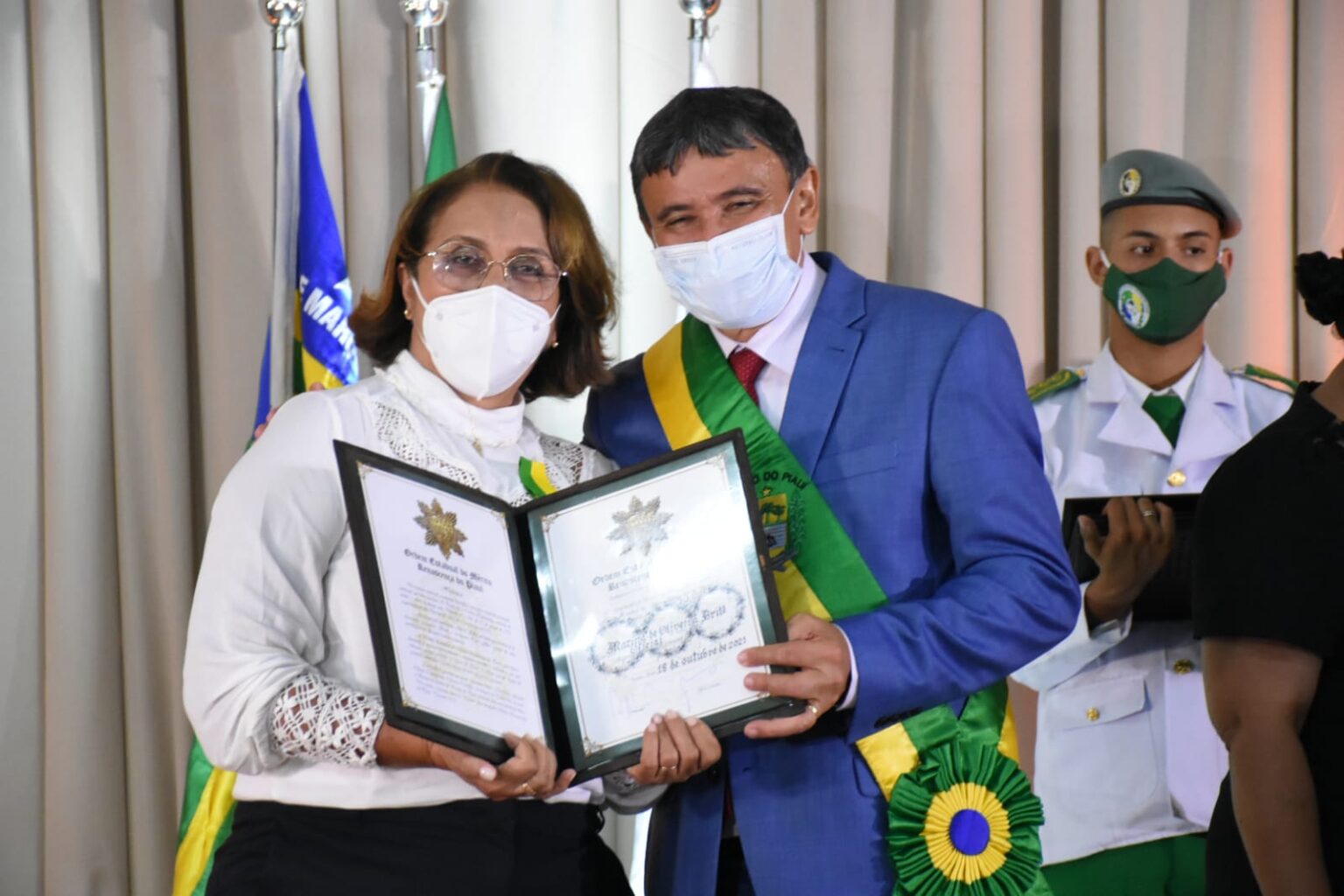 Governador Wellington Dias em celebração da adesão do Piauí à Independência do Brasil