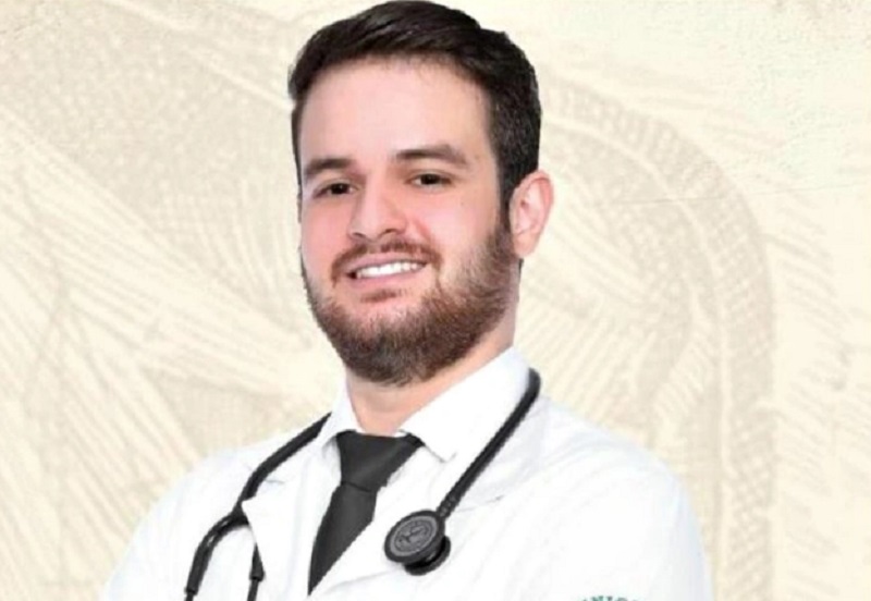 Médico Eduardo Mascarenhas Lustosa Cavalcante