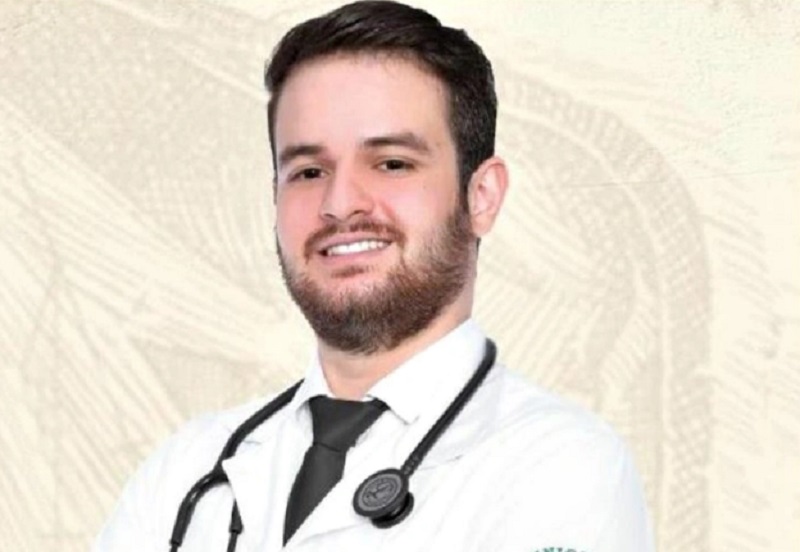 Médico Eduardo Mascarenhas Lustosa Cavalcante