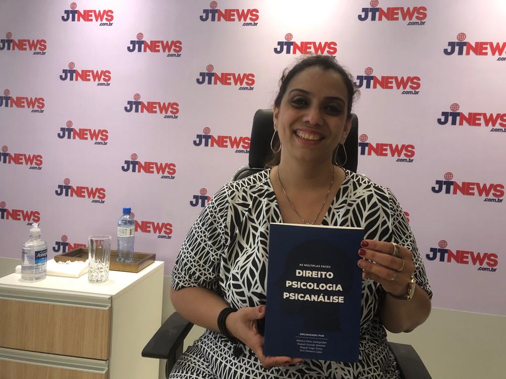 Pesquisadora Mônica Pinto Leimgruber durante visita ao JTNEWS na última semana de setembro