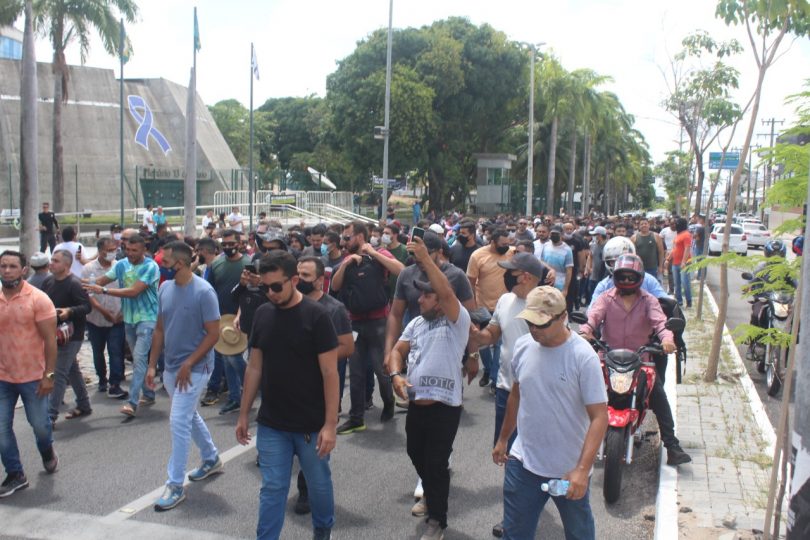 Policiais Penais protestam contra Regime Disciplinar e secretário Mauro Albuquerque
