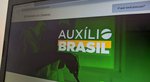 Bolsonaro sanciona piso permanente de R$ 400 do Auxílio Brasil