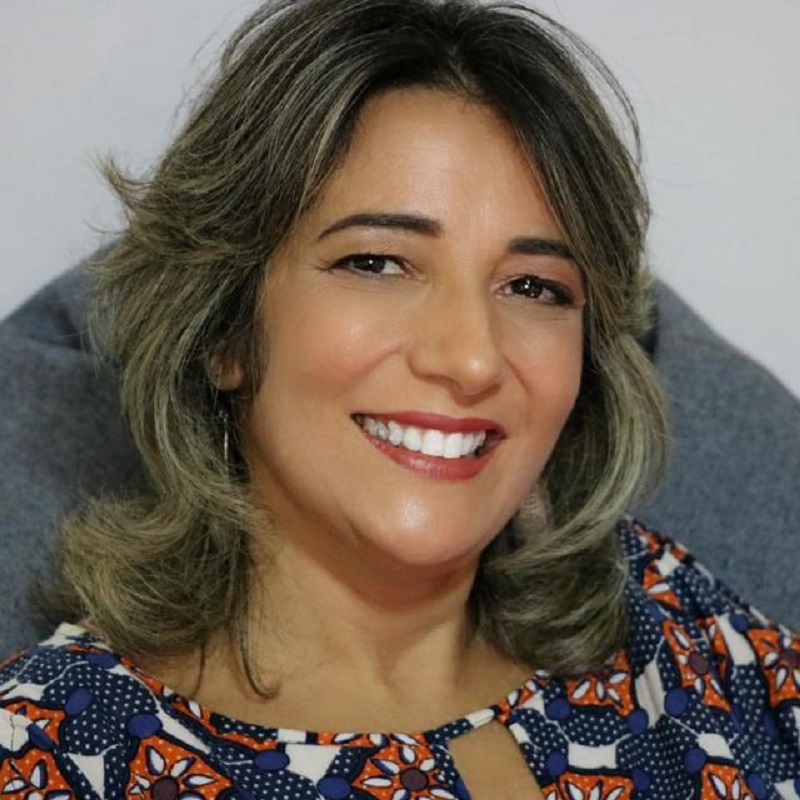 Marcia Coutinho: uma mulher forte com personagens fortes