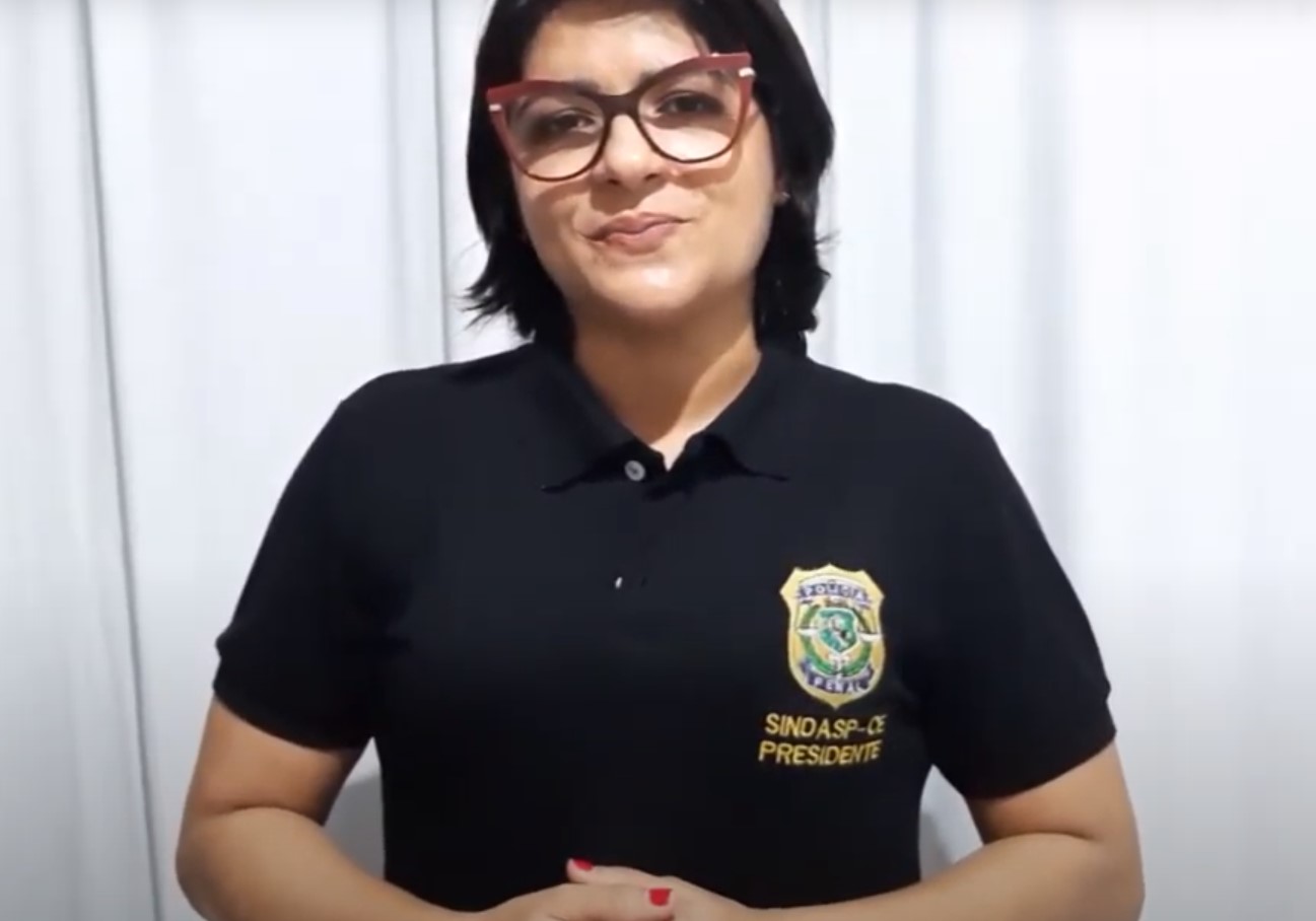 A presidente do Sindicato de Policiais Penais do Ceará (SINDPPEN-CE), Joélia Silveira