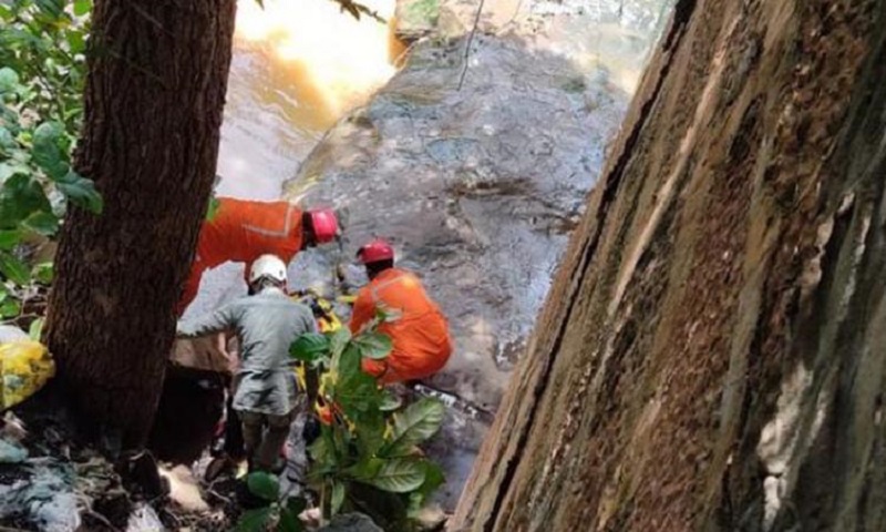 Rodrigo Máximo foi resgatado pelo Corpo de Bombeiros