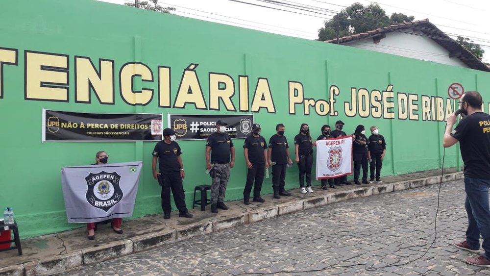 A Polícia Penal do Piauí participou do lockdown das forças de Segurança Pública (Foto: Divulgação/AGEPEN-PI) A Polícia Penal do Piauí participou do lockdown das forças de Segurança Pública (Foto: Divulgação/AGEPEN-PI)